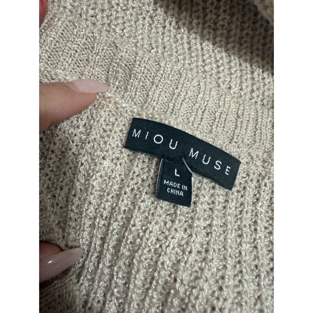 Miou Muse BEIGE Knit Cropped Vest Size L NWOT - Picture 2 of 6